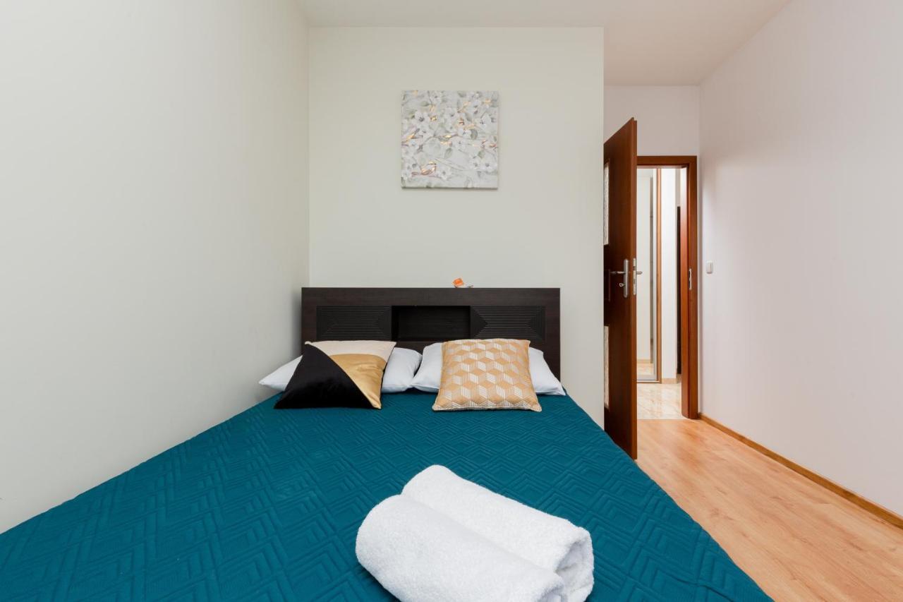 Apartament Na Woli Sowinskiego By Noclegi Renters Warschau Exterior foto