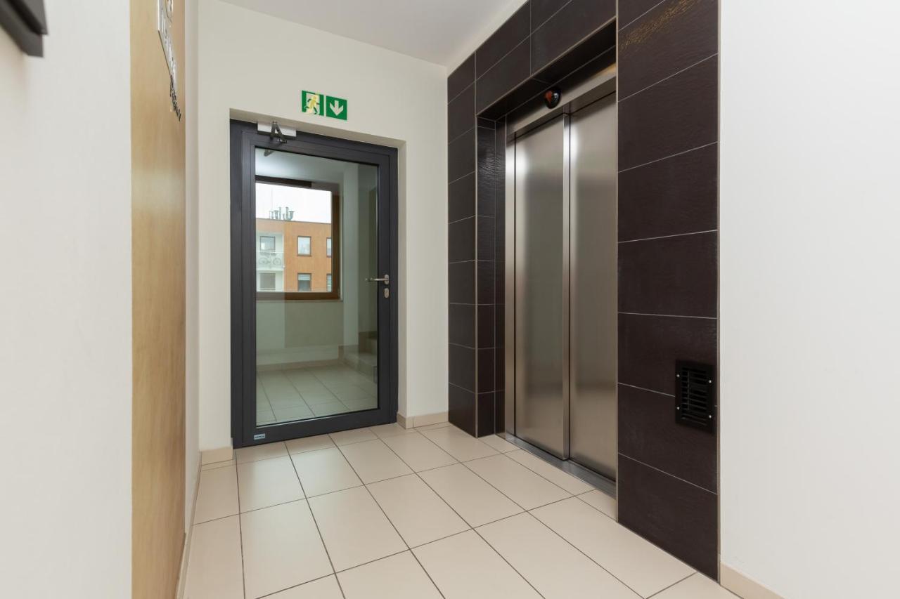 Apartament Na Woli Sowinskiego By Noclegi Renters Warschau Exterior foto